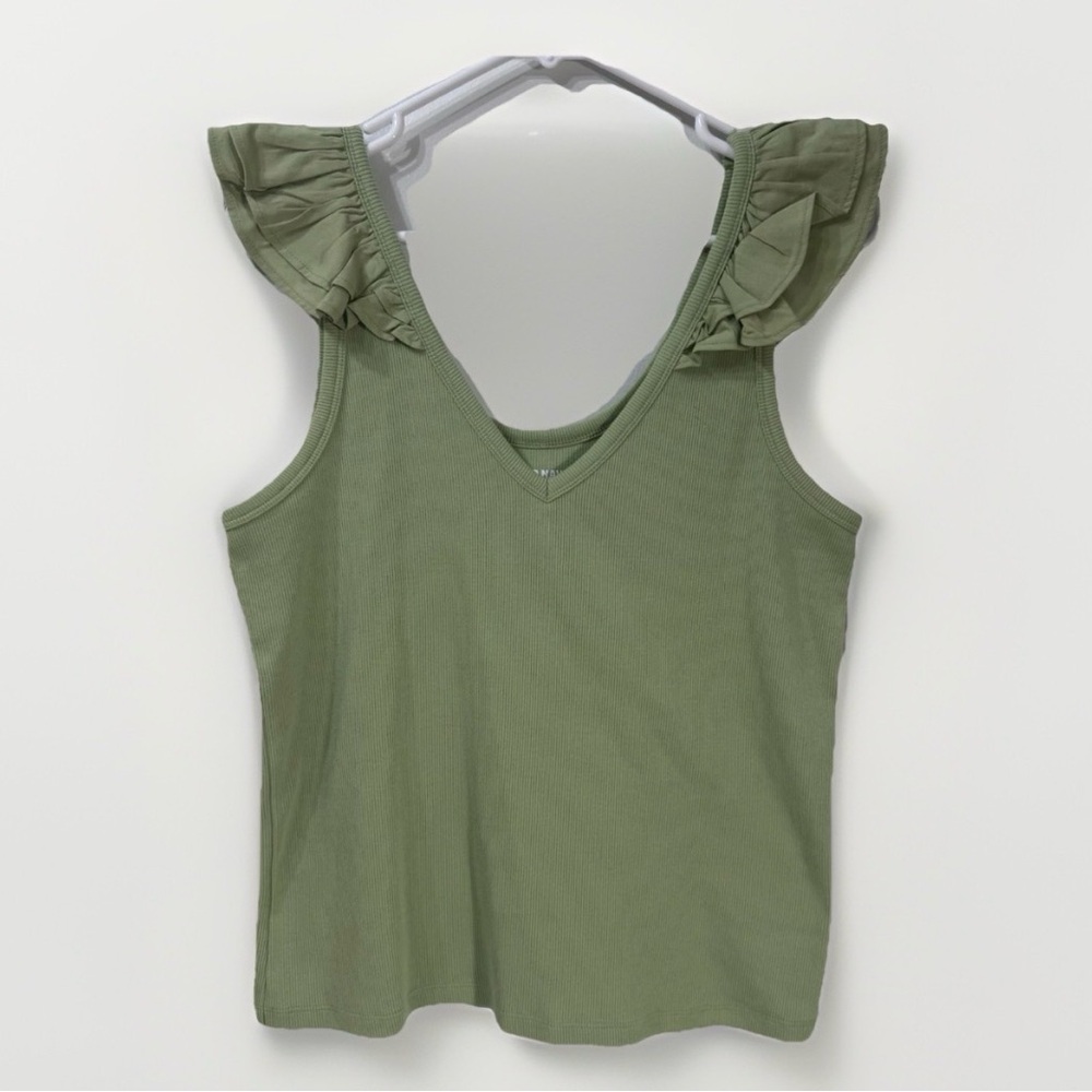 Old Navy NWT Women's Sleeveless Ruffle V Neck Tank Top Sage Green Large Stretch